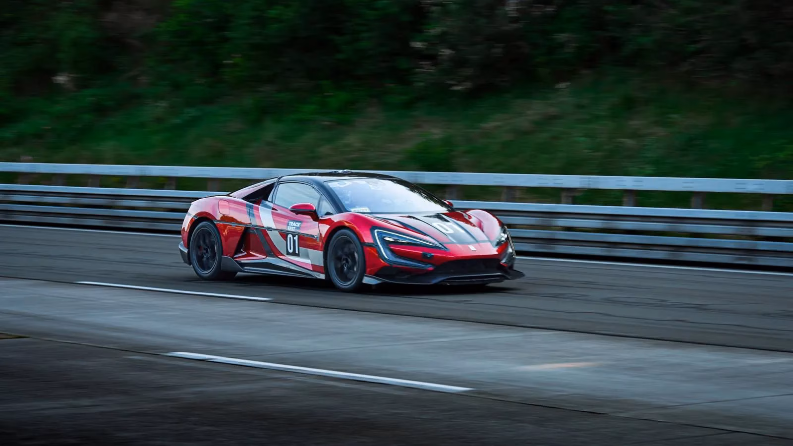 byd-s-yangwang-u9-track-edition-shatters-ev-top-speed-world-record-at-293-54-mph-image-0