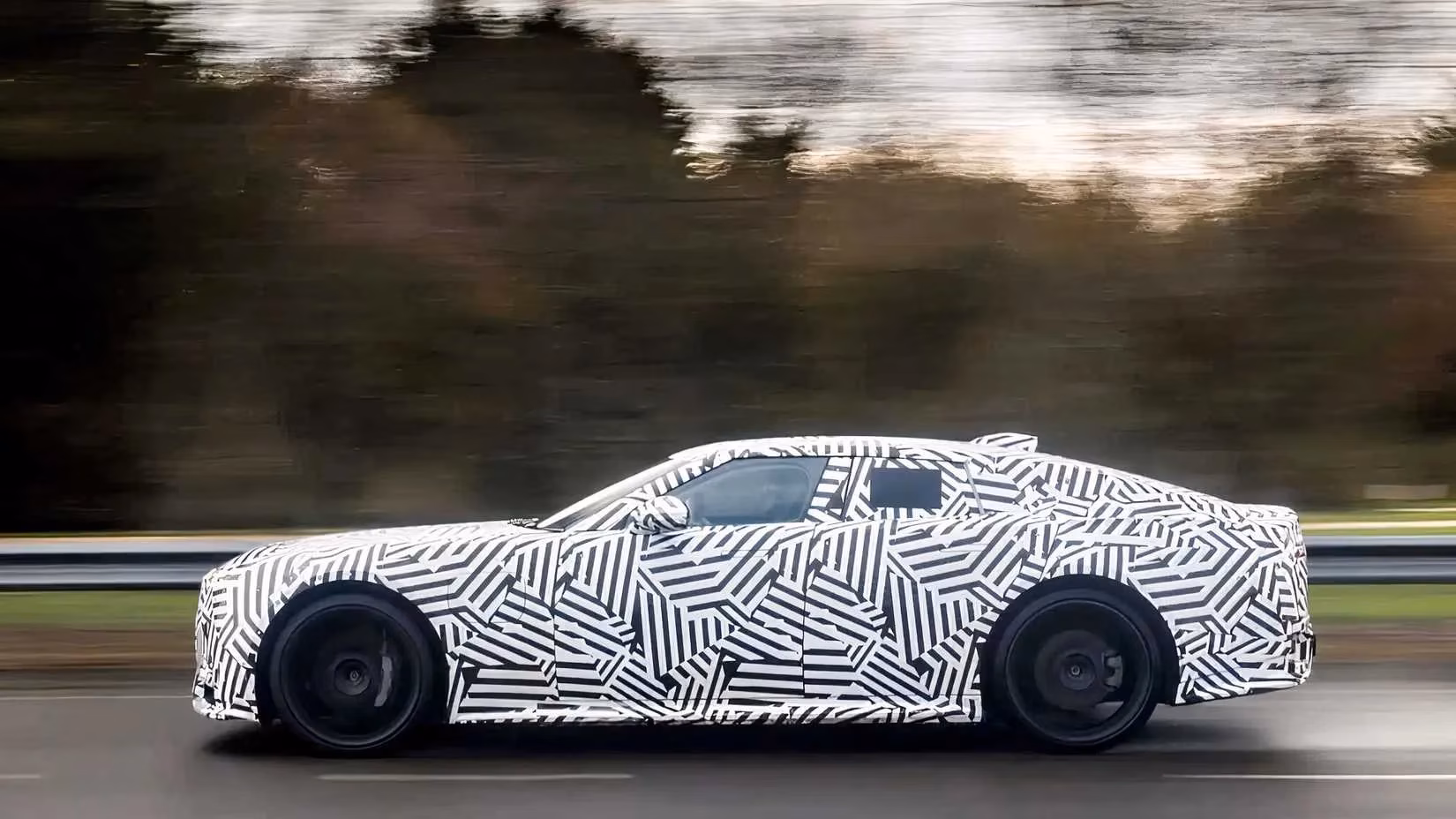 jaguar-type-00-the-1000-hp-electric-gt-that-s-a-make-or-break-bet-on-modern-luxury-image-2