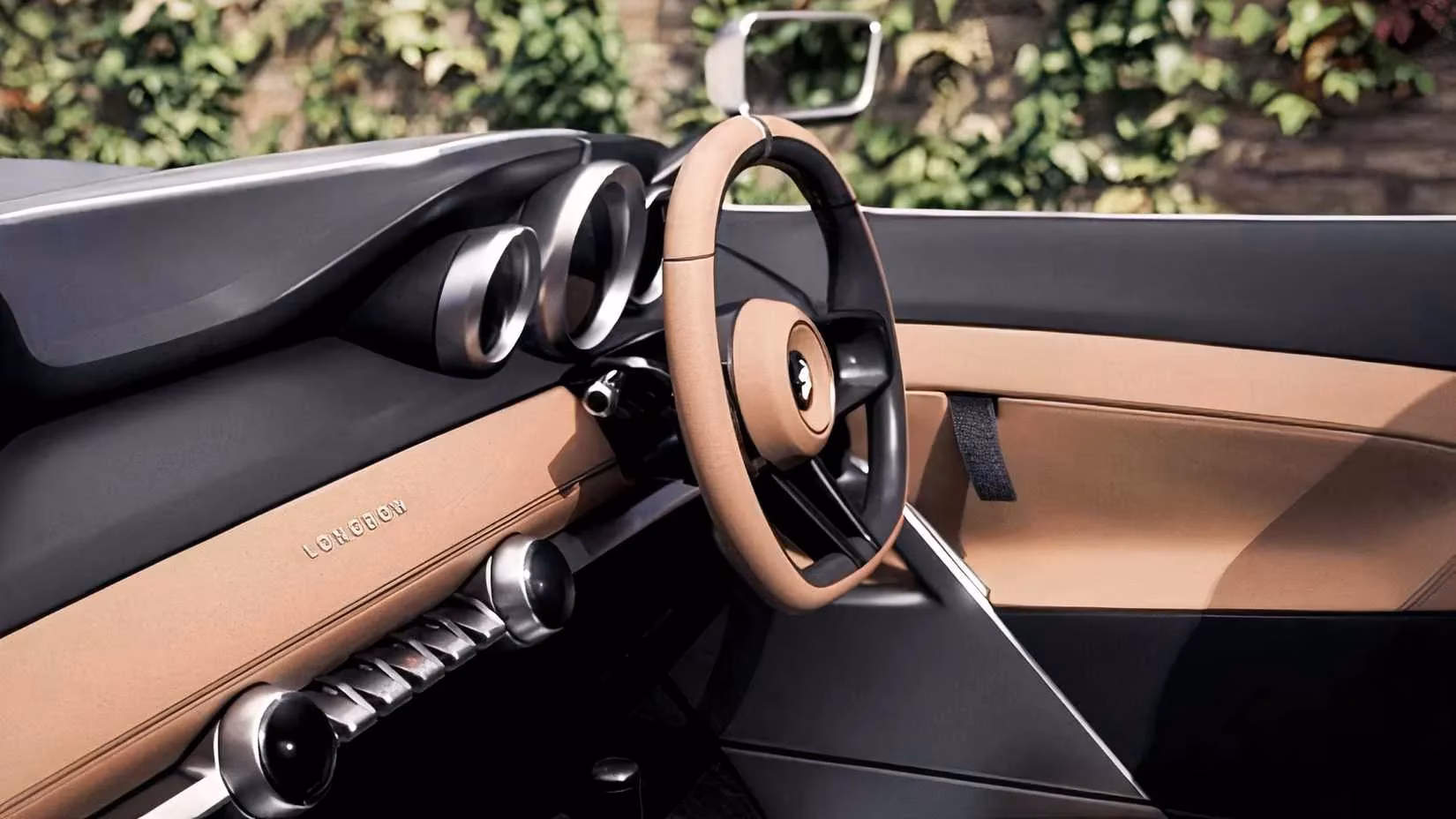 longbow-motors-featherweight-electric-vehicles-the-lightning-fast-revolution-of-2026-image-4