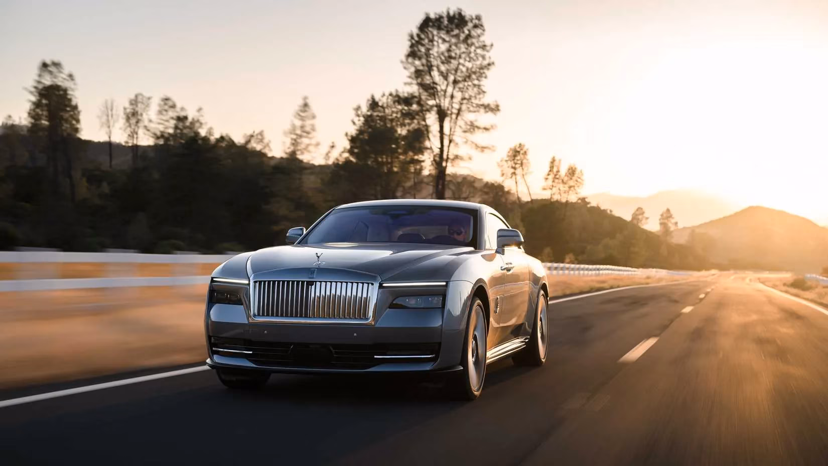 rolls-royce-spectre-evs-see-massive-price-drops-as-luxury-electric-market-cools-image-1