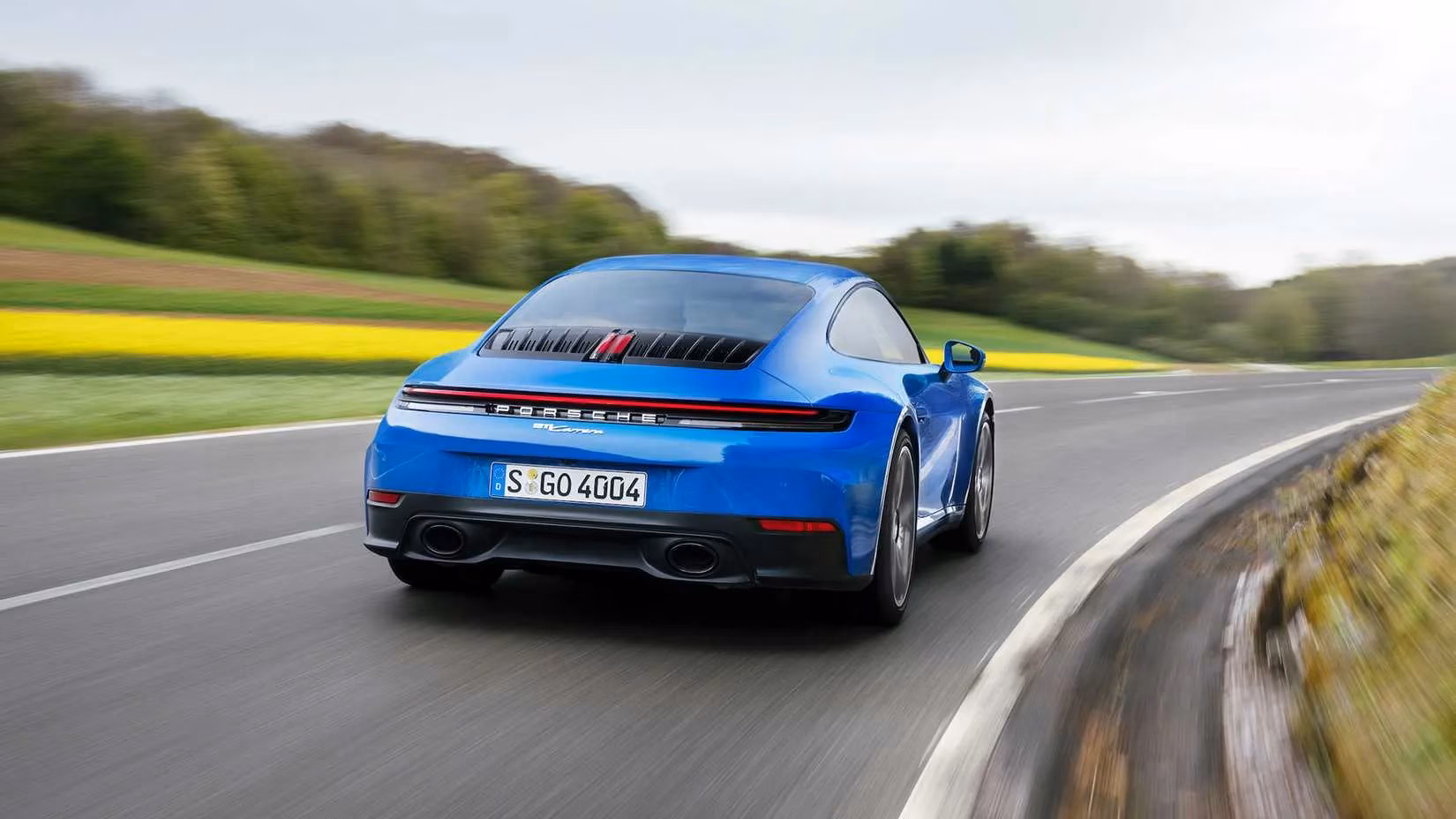 tesla-model-3-performance-outruns-supercars-costing-50-times-its-price-image-2