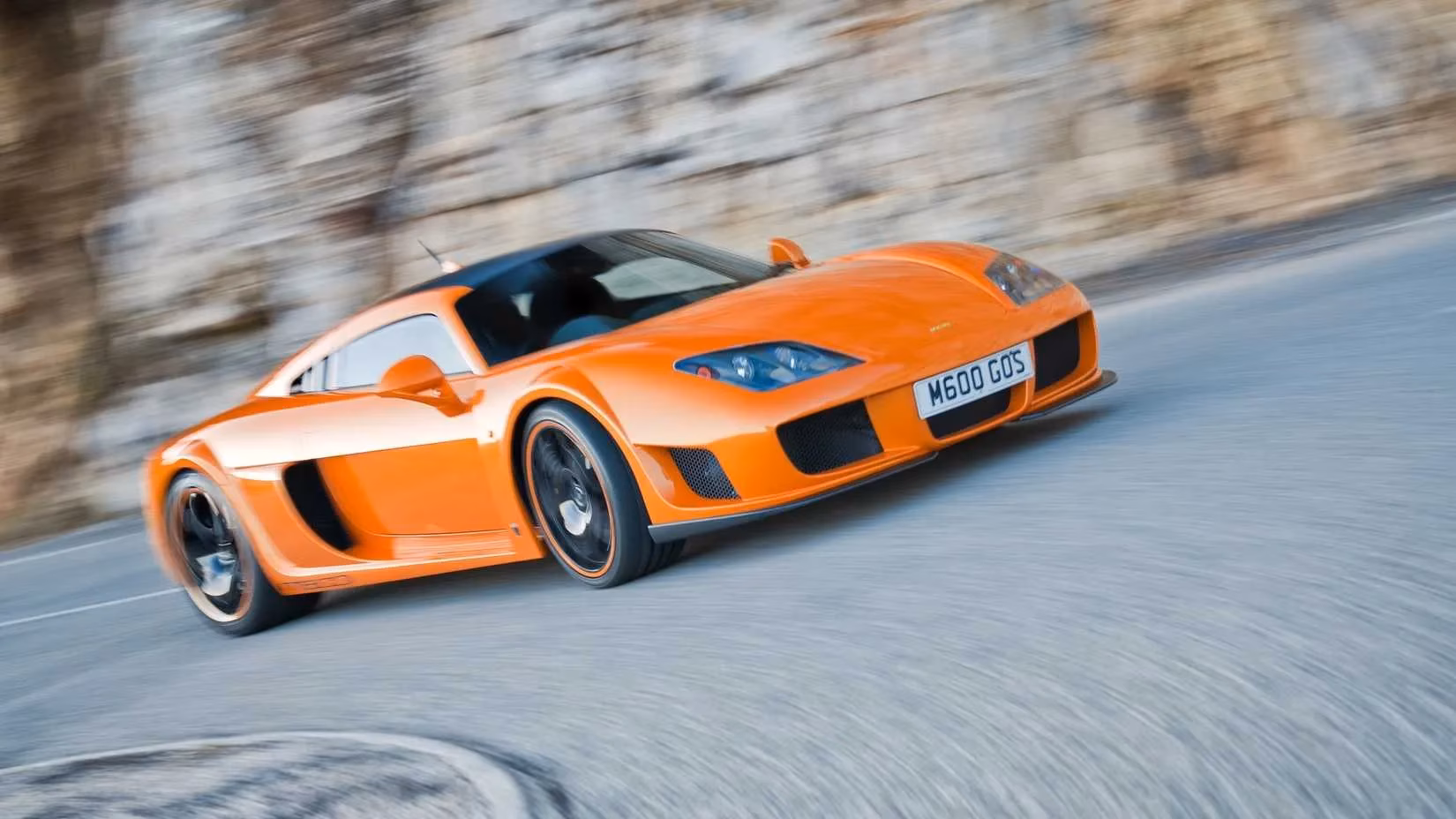 tesla-model-3-performance-outruns-supercars-costing-50-times-its-price-image-8