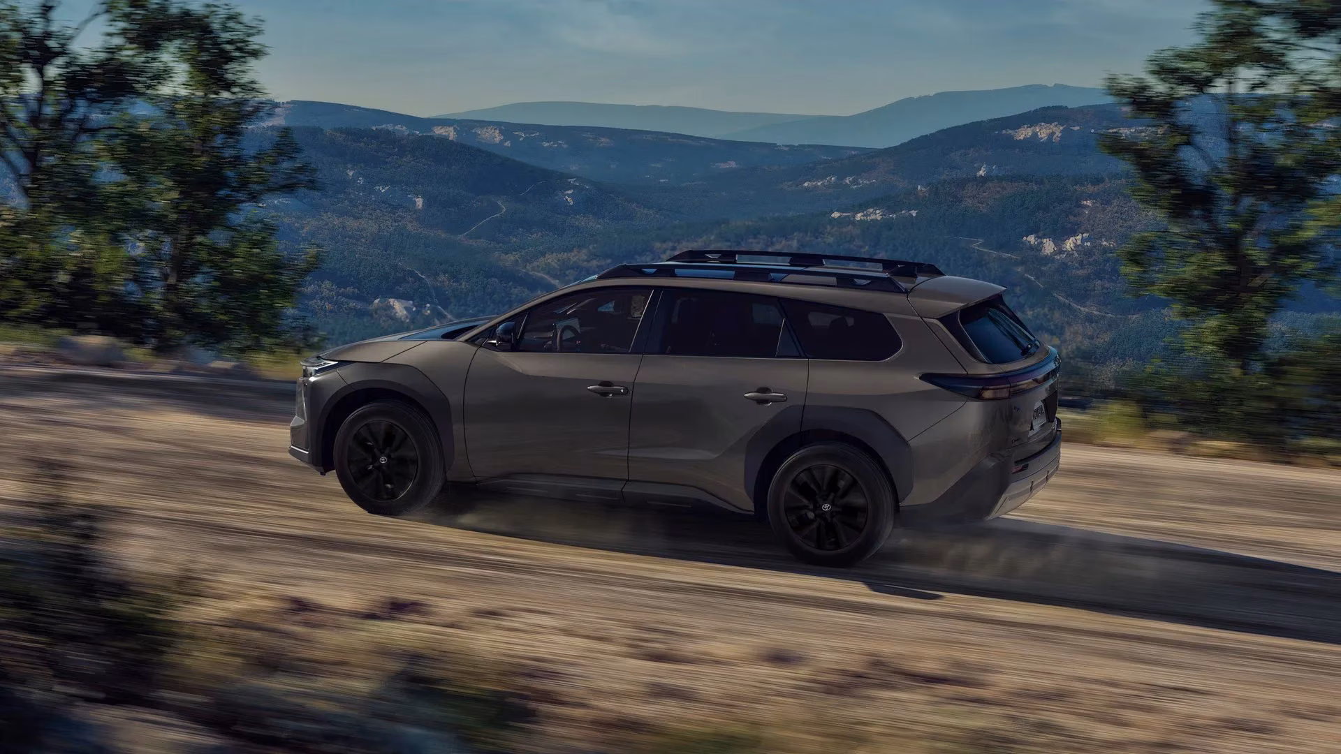 toyota-finally-electrifies-the-trail-the-2026-bz-woodland-proves-they-re-not-just-kicking-tires-anymore-image-0